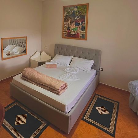 Hotel Belind Берат Екстер'єр фото