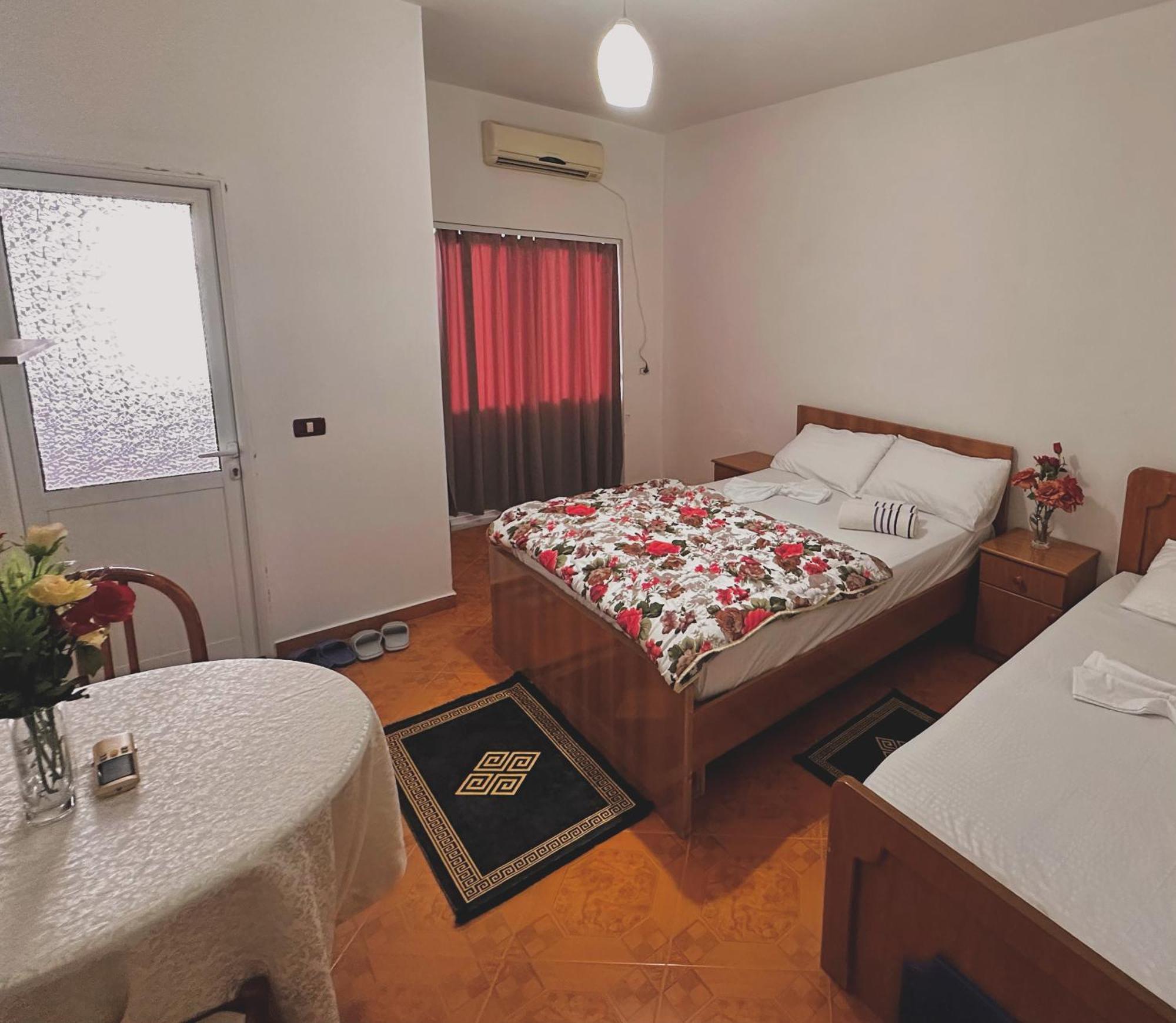 Hotel Belind Берат Екстер'єр фото