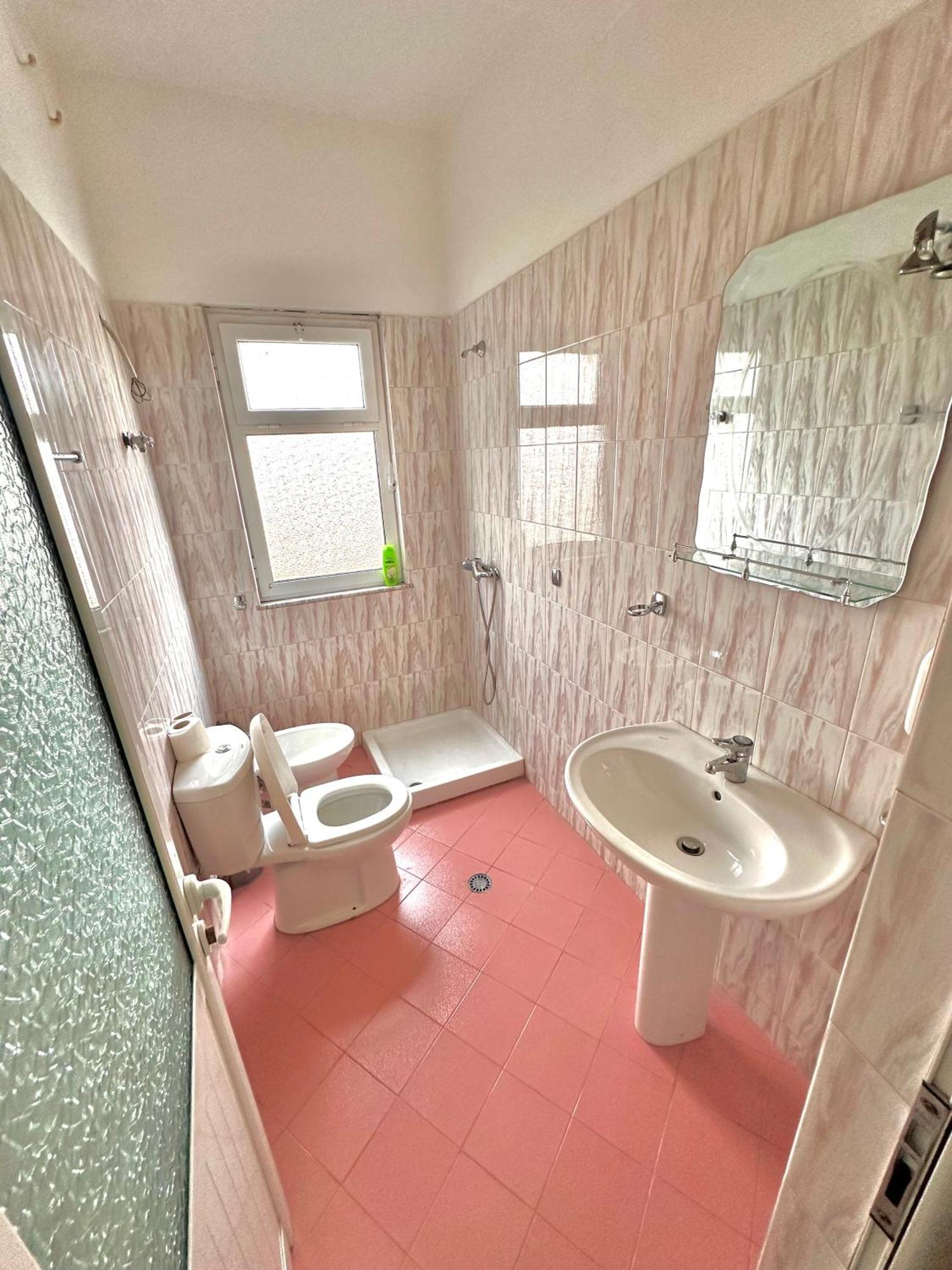 Hotel Belind Берат Екстер'єр фото